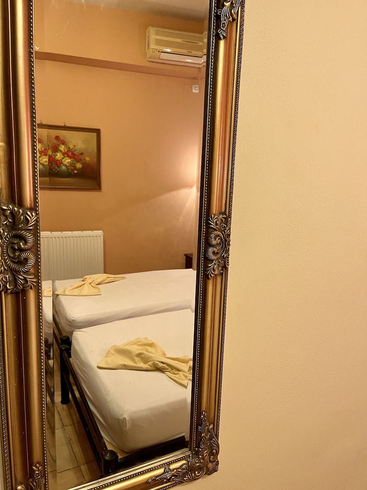 Economy Room photo 2