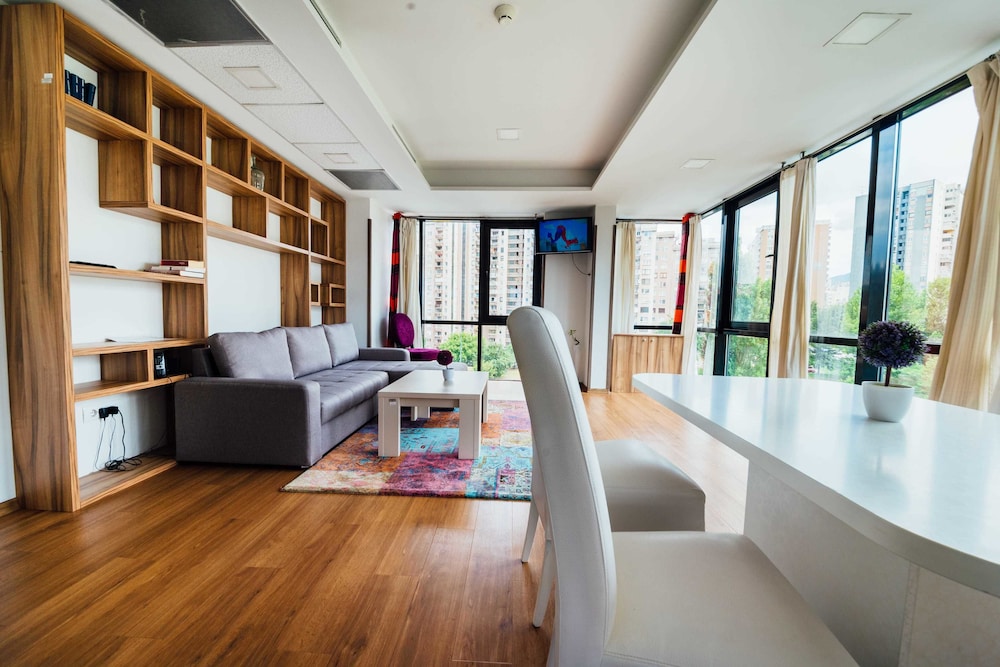 Deluxe Suite, 2 Bedrooms