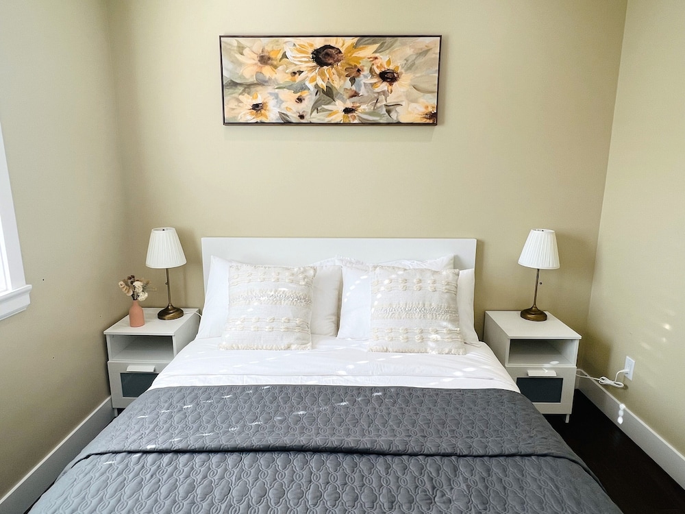 Basic Double Room, 1 Bedroom, Shared Bathroom (Room B) photo 3