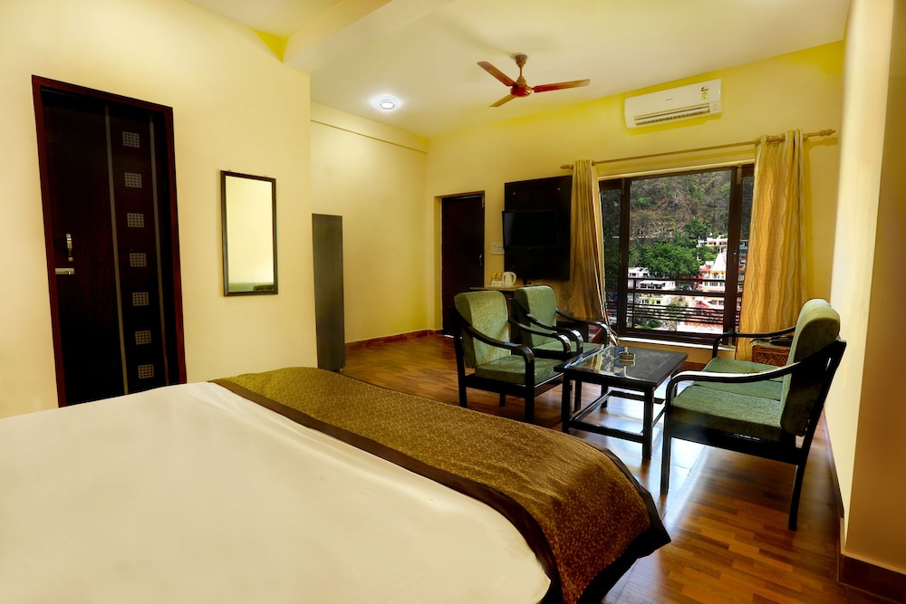 Deluxe Double or Twin Room, 1 Queen Bed, Non Smoking photo 3