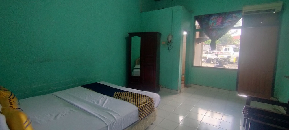 Economy Double Room photo 3