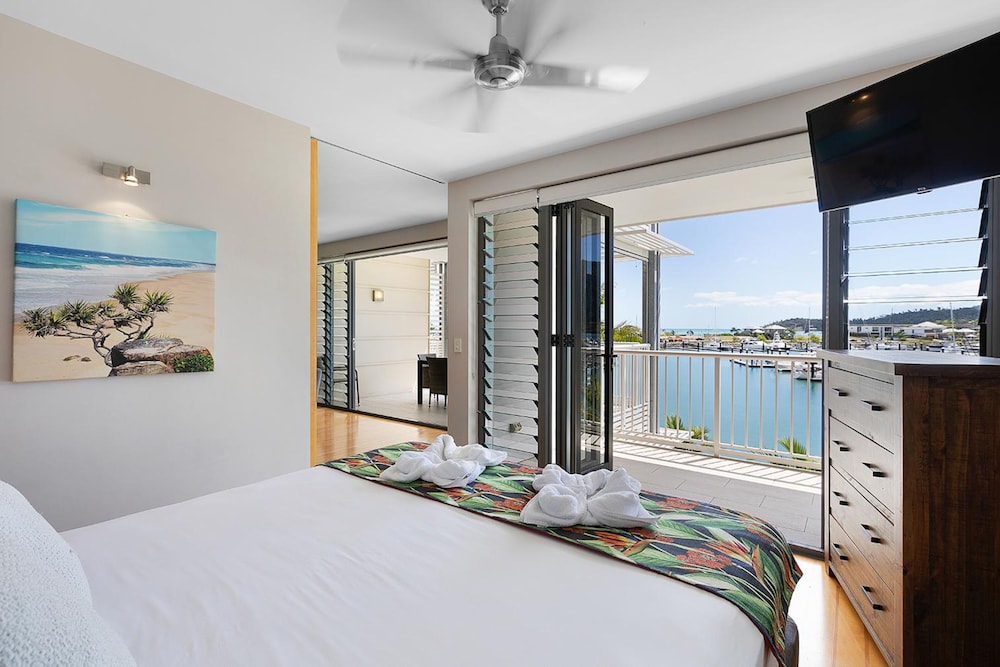 Apartment, 3 Bedrooms - Photo 9