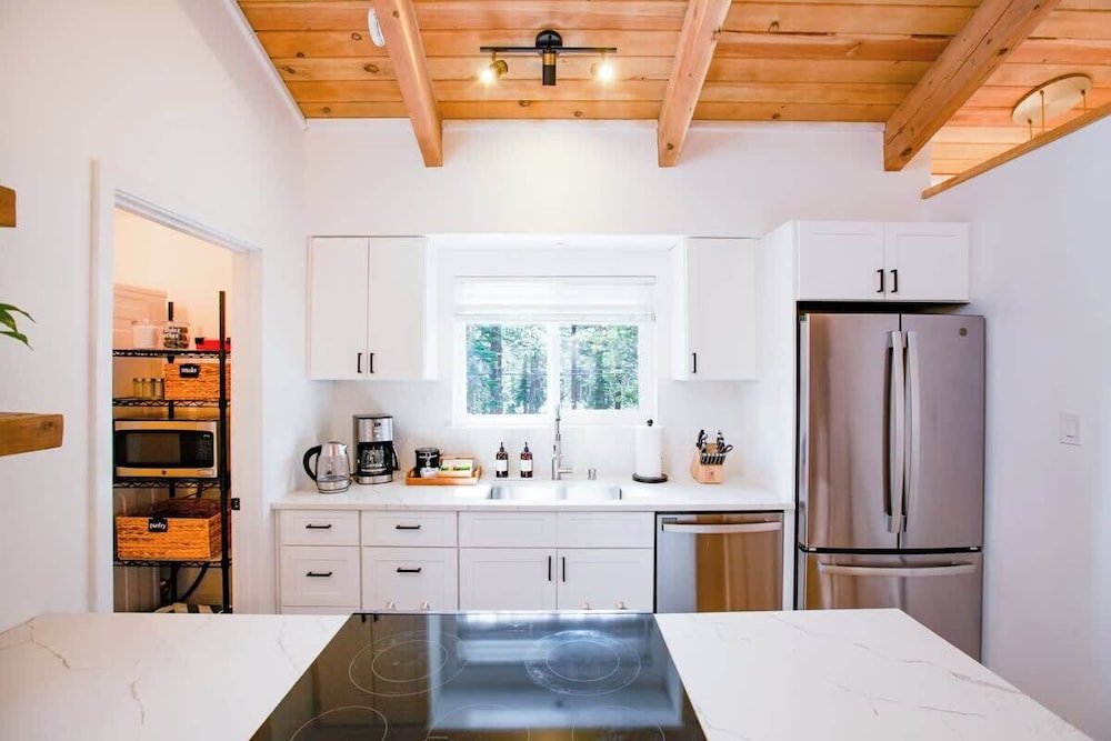 Condo, Multiple Beds, Patio, Mountain View (Golden Antlers Den) photo 3