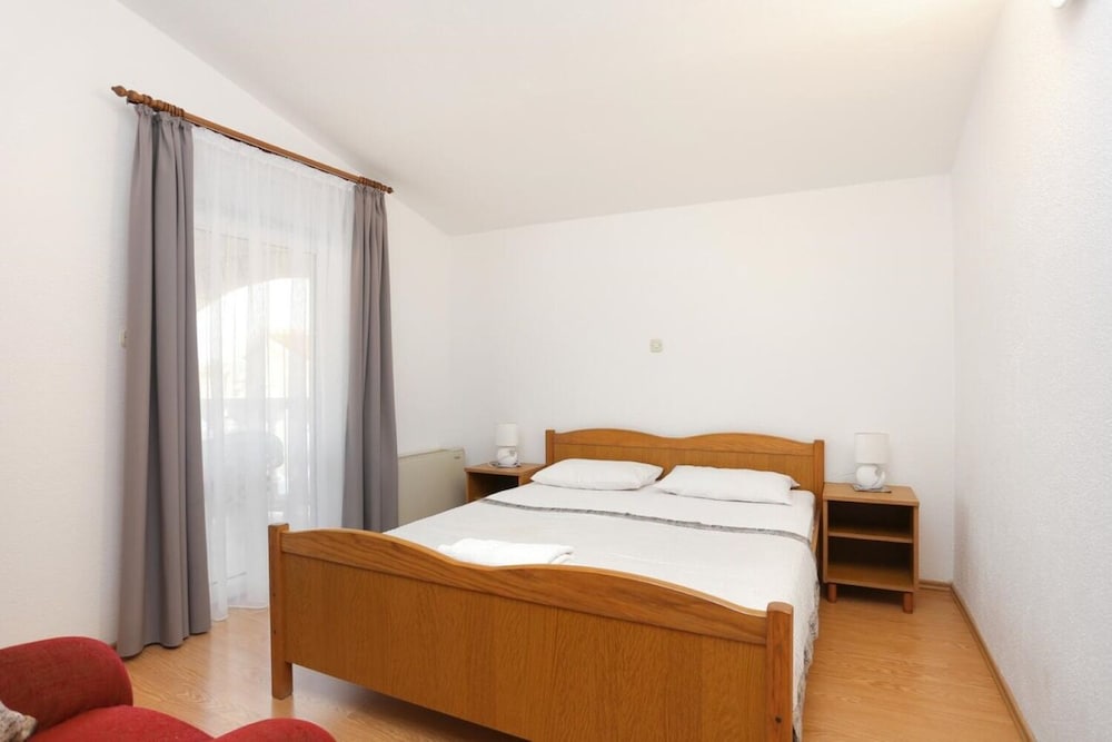 Apartment (Lias 2 - with restaurant - A12(4+2))