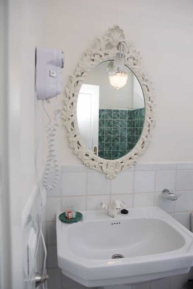 Superior Double or Twin Room photo 3