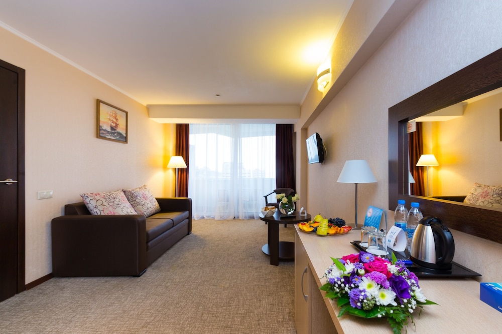 Suite, Balcony photo 3