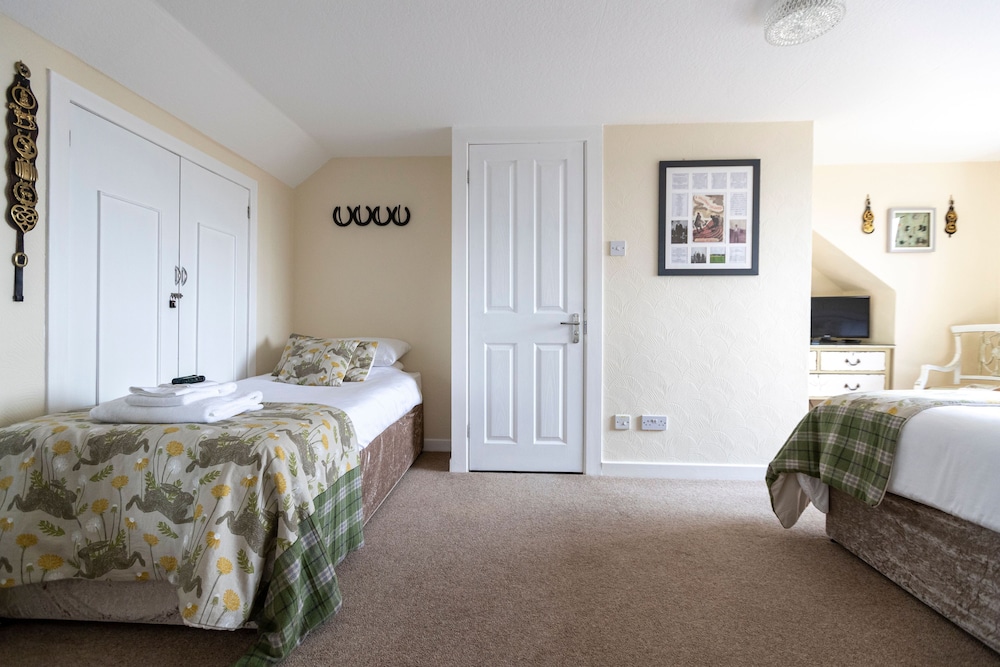 Family Triple Room, Multiple Beds, Non Smoking photo 3