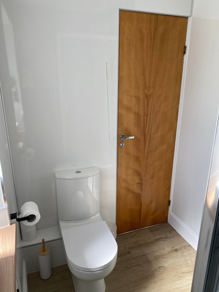 Standard Double Room, Ensuite (Summer) photo 2
