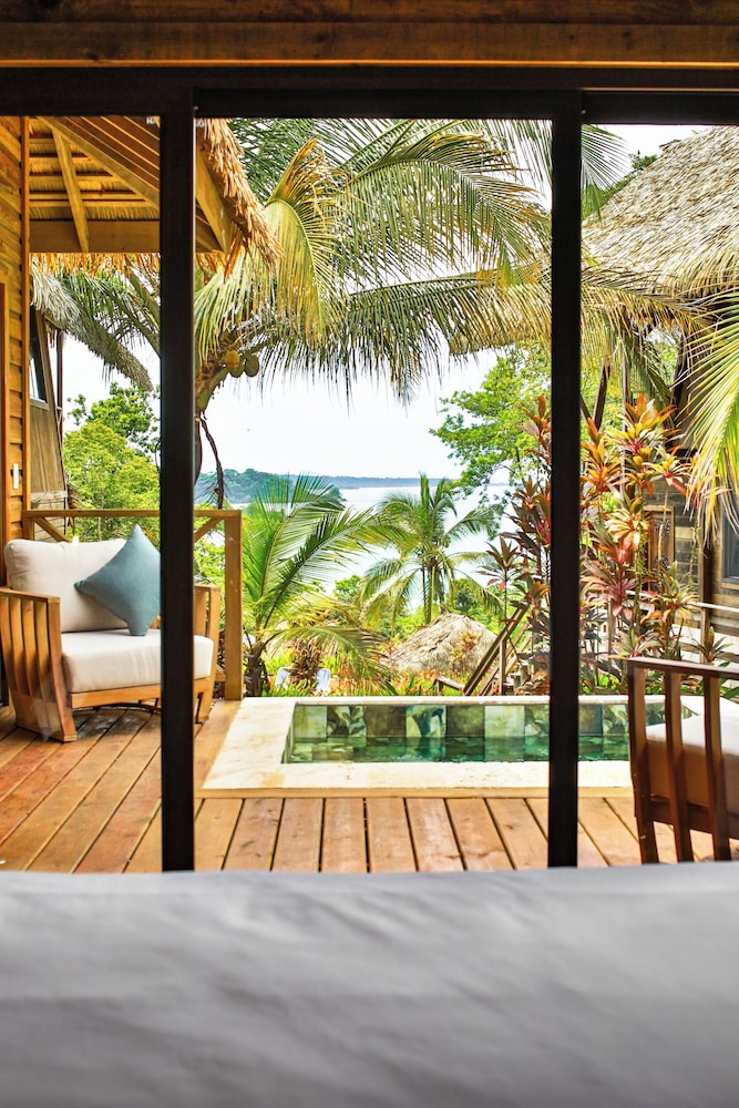 Honeymoon Cabin