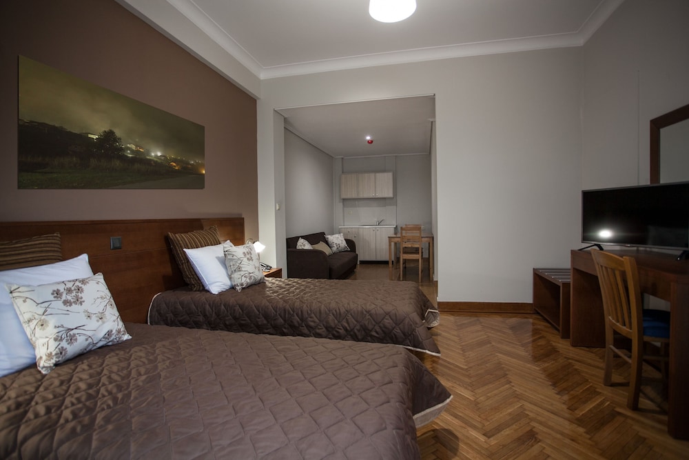 Suite, Balcony - Photo 8