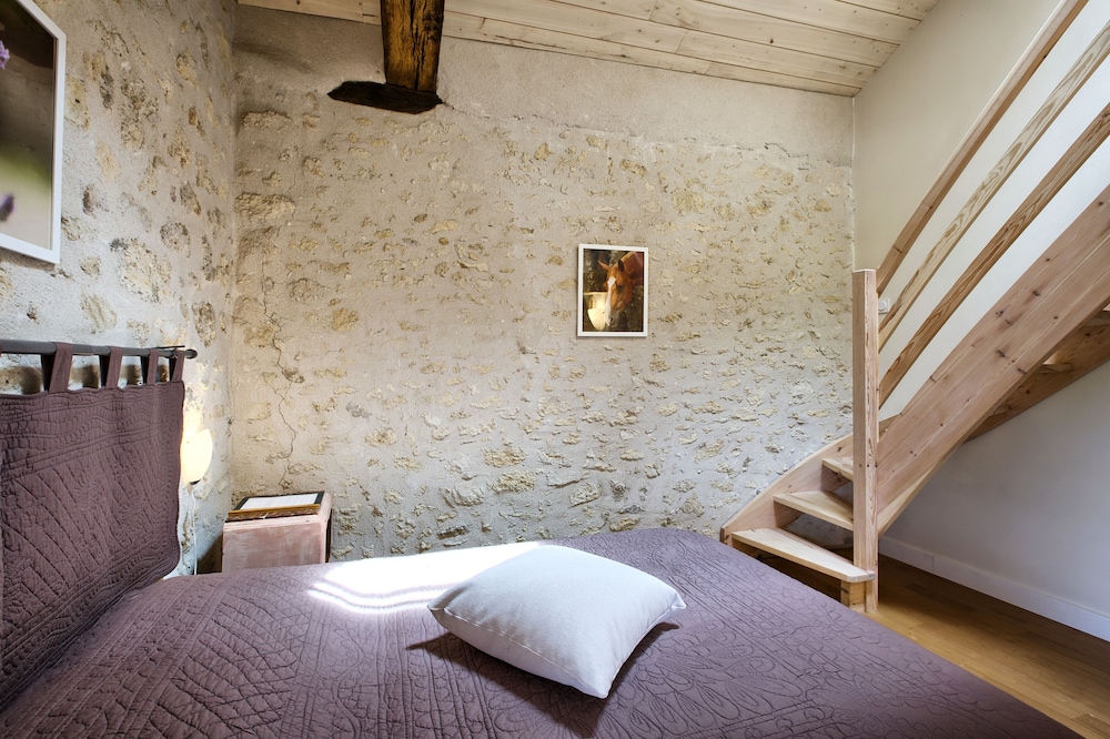 Suite (Isandra) photo 2