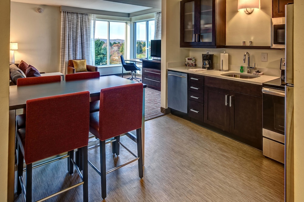 Suite, 1 Bedroom, Mountain View photo 3