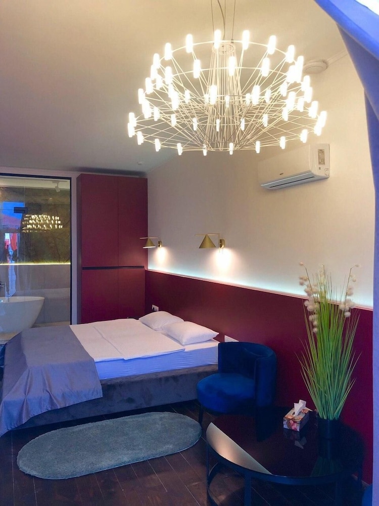Design Double or Twin Room