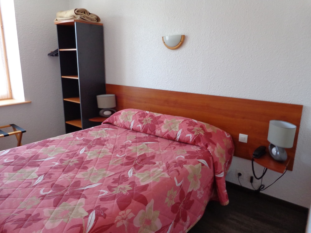 Double Room, 1 Queen Bed