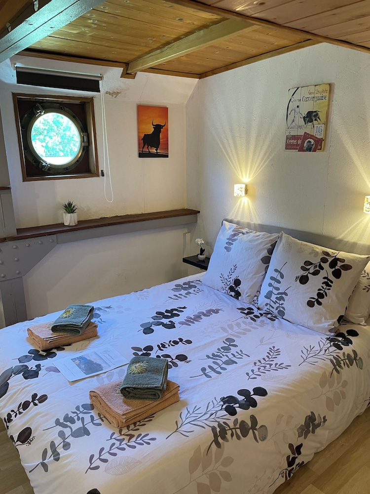 Classic Room, River View photo 3