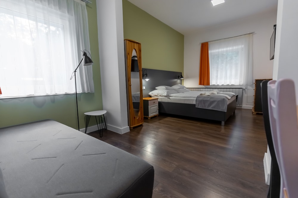 Quadruple Room photo 3