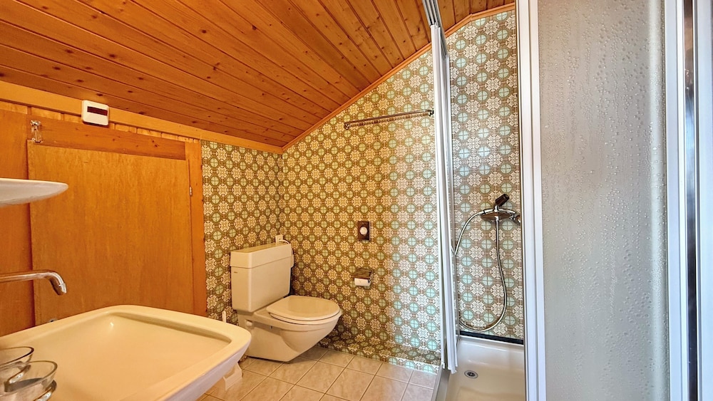 Family Quadruple Room, Balcony, Mountain View photo 3