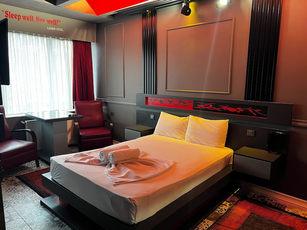 Deluxe Double Room, 1 Double Bed photo 2