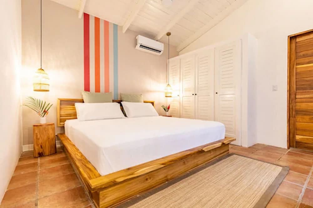 Superior Room - Located on Main Road