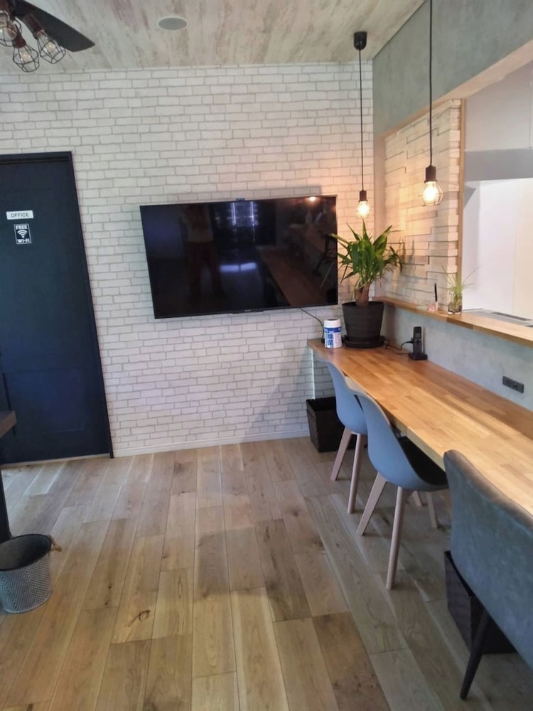 House, 1 Bedroom, Non Smoking, Kitchen photo 3