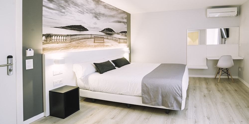 Business Double or Twin Room photo 2
