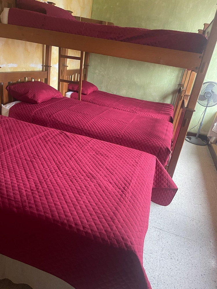 Shared Dormitory, Mixed Dorm, Non Smoking (Up to 5 people) photo 1