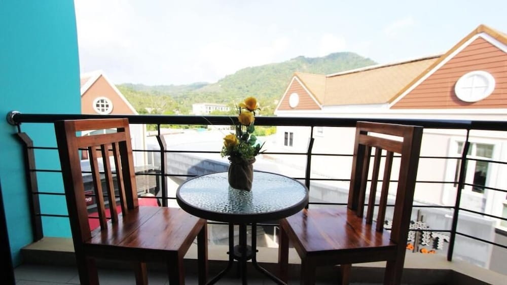 Superior Twin Room, 2 Twin Beds, Balcony photo 1