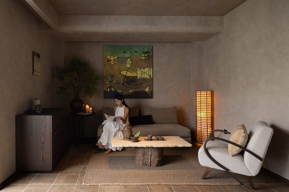 Luxury Studio Suite, City View