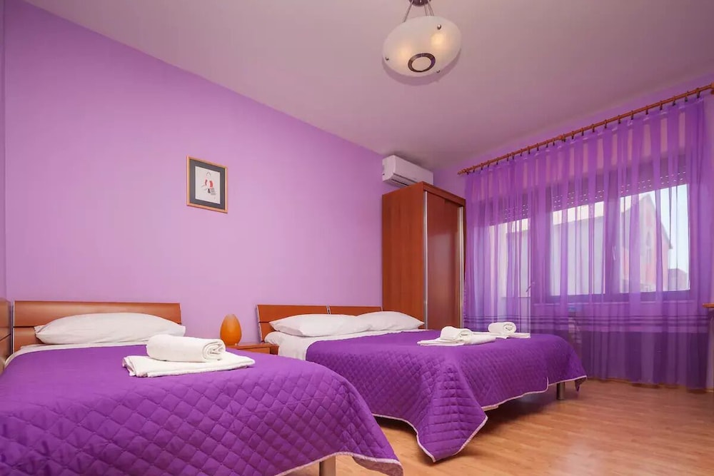 Family Room, 2 Bedrooms
