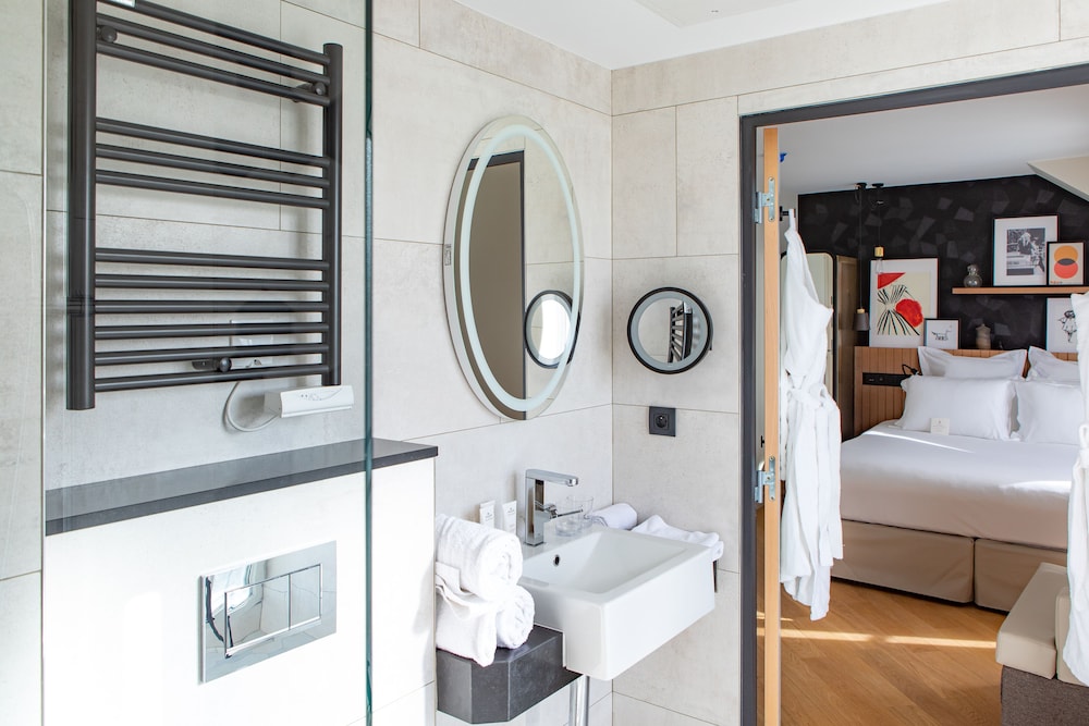 Chambre Deluxe Triple Toit de Paris thumbnail 6