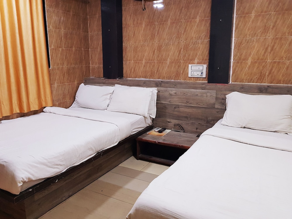 Deluxe Triple Room, Multiple Beds