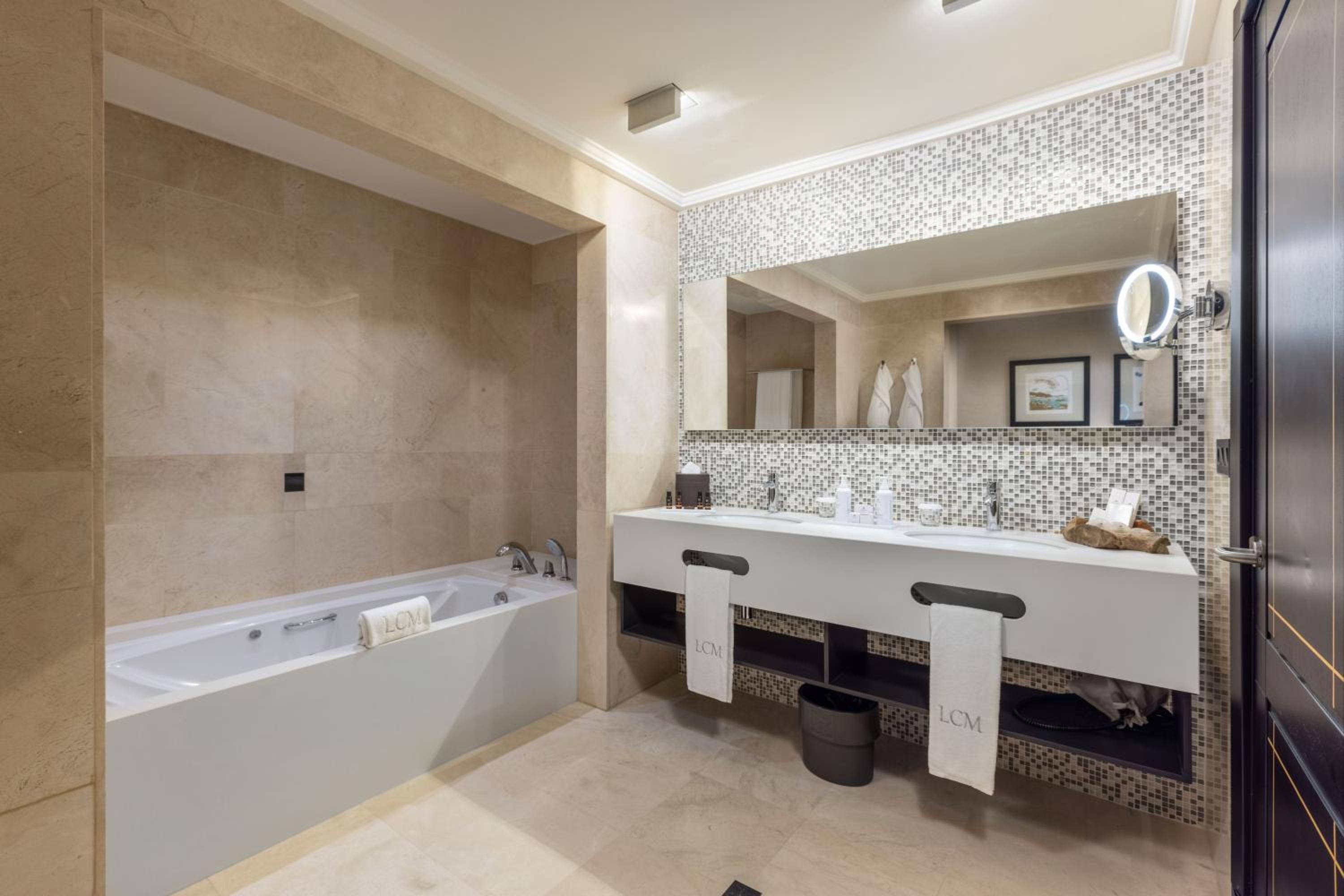  Unique Master Suite View - Photo 3