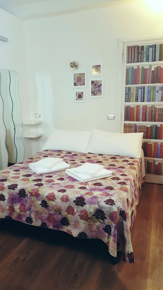 Standard Double Room, 1 Double Bed, Private Bathroom, Ground Floor