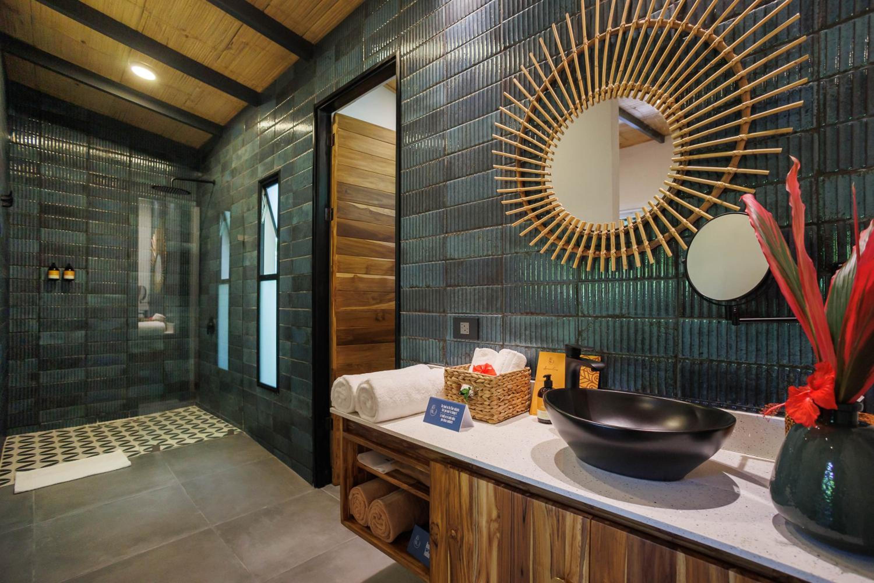 Deluxe Suite - Photo 2