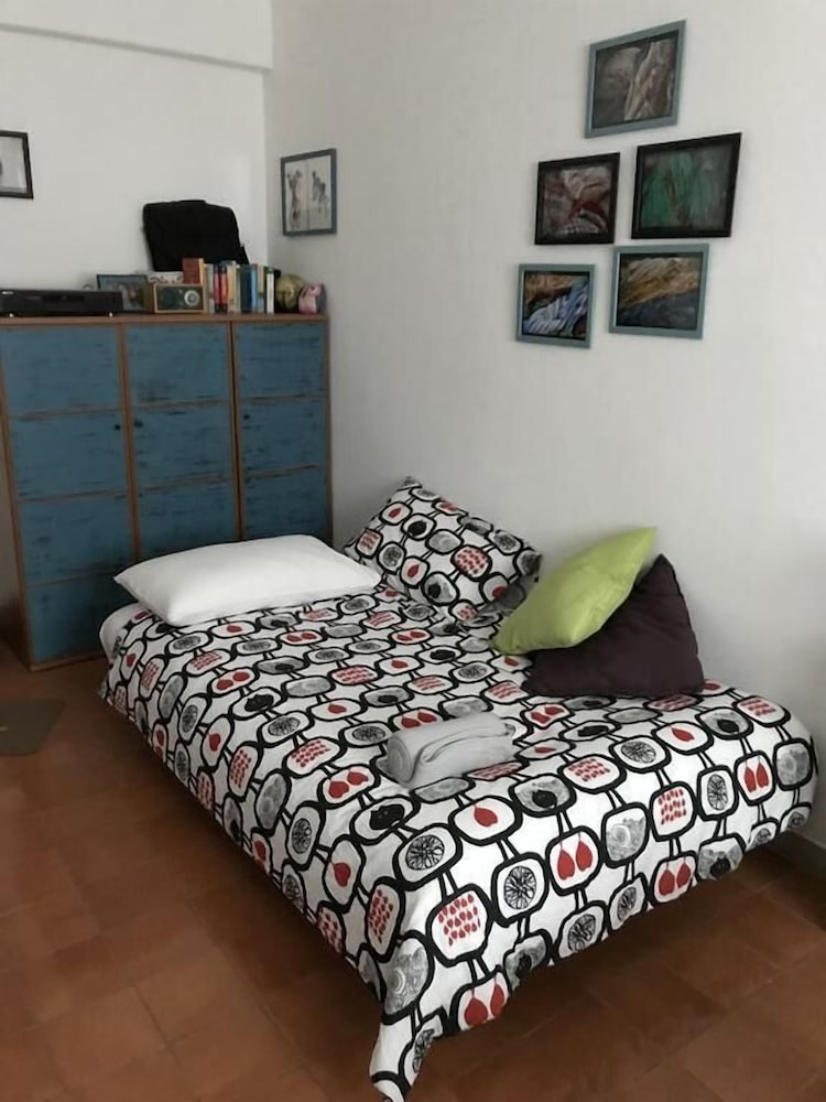 Deluxe Room, Shared Bathroom