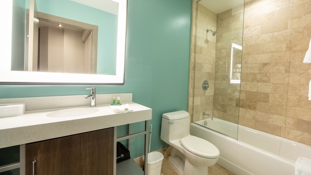 Standard Room, 1 Bedroom - Photo 9
