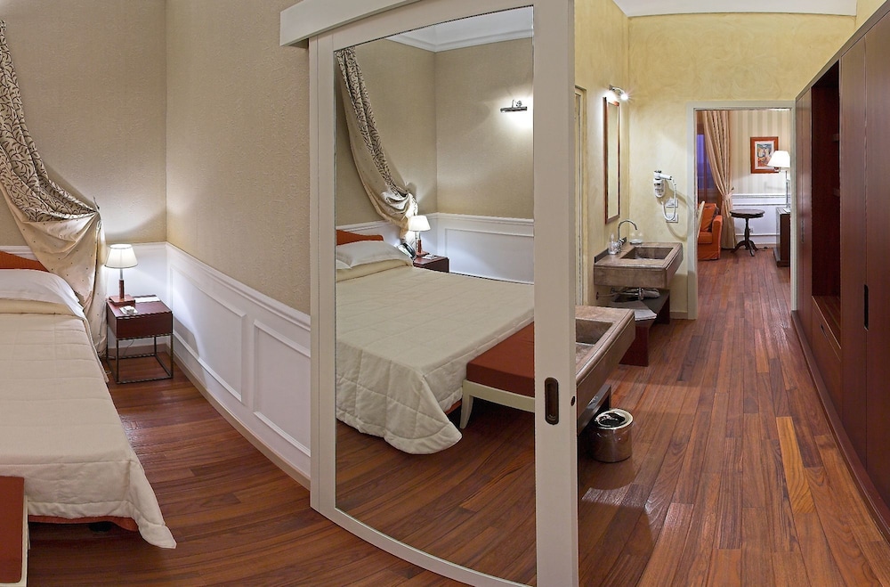 Junior Suite - Photo 2
