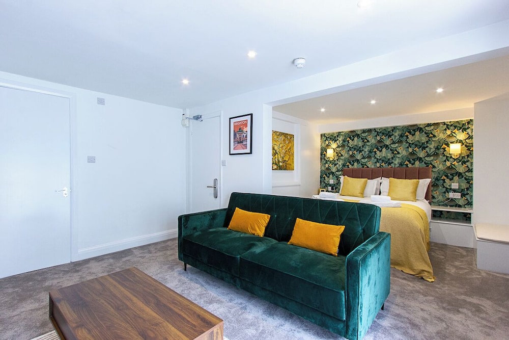 Luxury Studio Suite photo 3