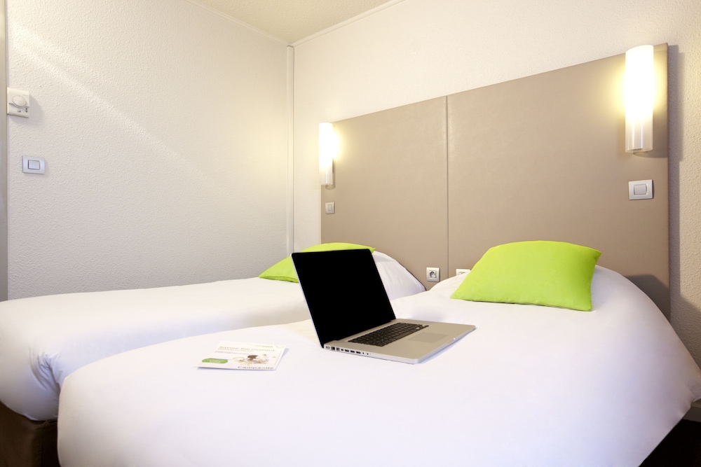 Next Generation, Room, 2 Twin Beds photo 2