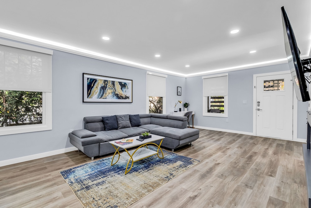 Luxury House, 4 Bedrooms, Terrace