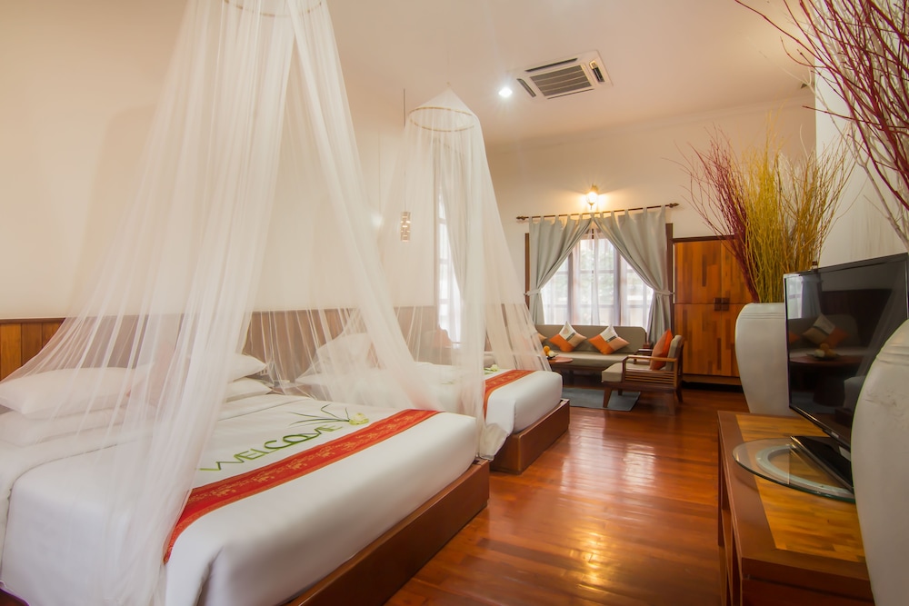 Private Family Suite photo 3
