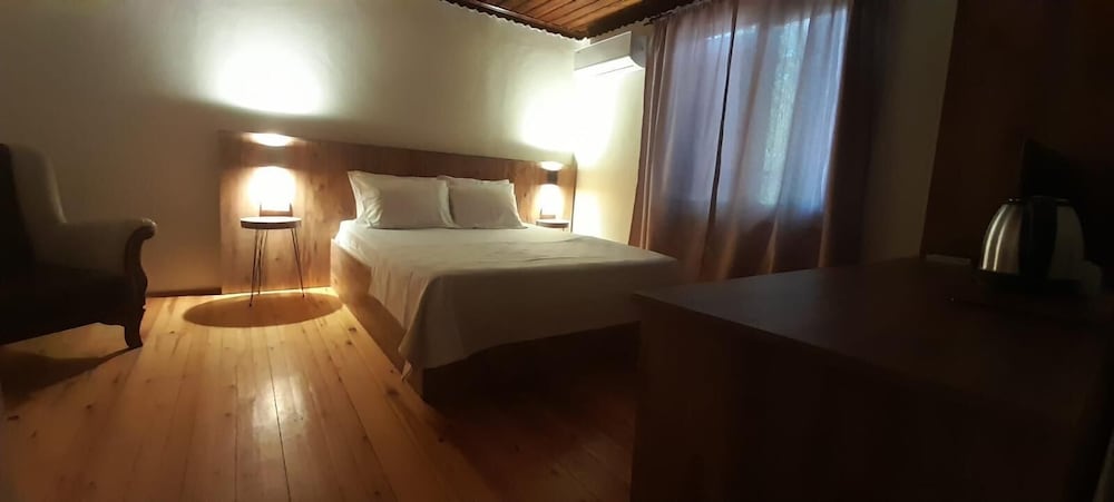 Comfort Suite, Garden View photo 1