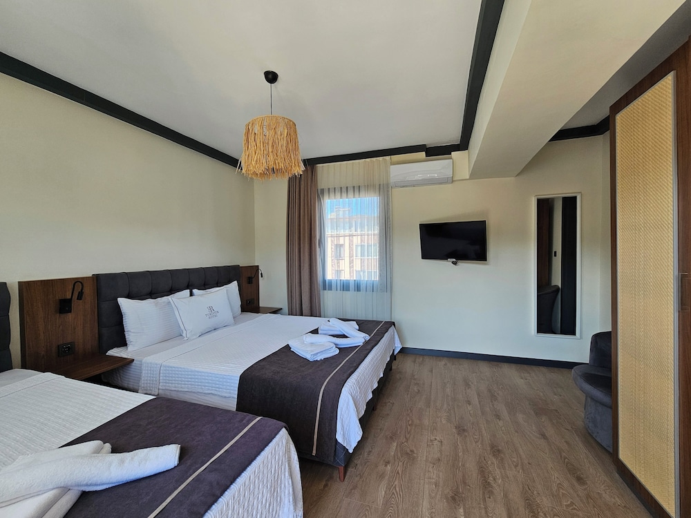 Standard Triple Room photo 1