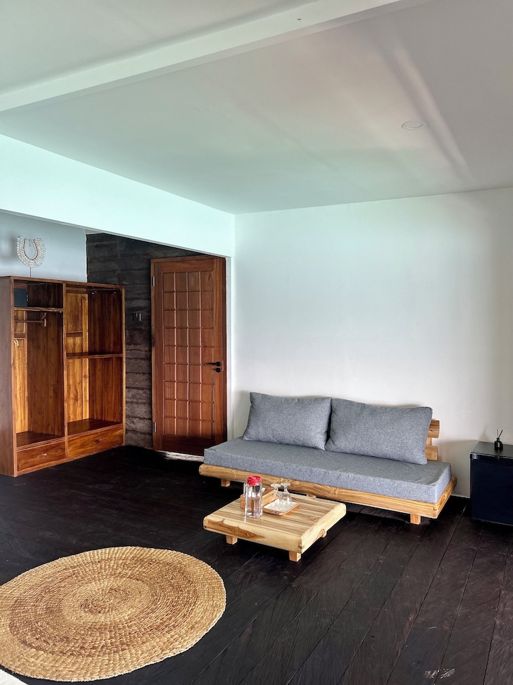 Deluxe Bungalow photo 3