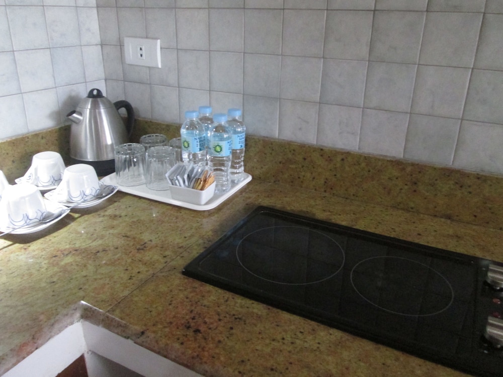 xxxExecutive Room with Kitchenette photo 2