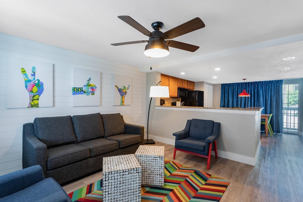 Suite, Multiple Beds, Non Smoking (Efficiency)