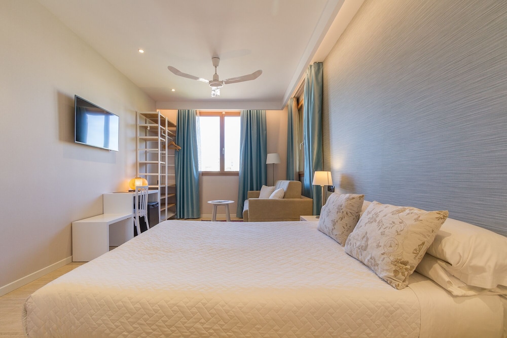 Habitación Familiar, Vista Parcial al Océano