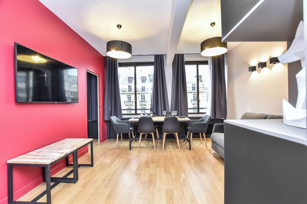 Superior Apartment, City View photo 2