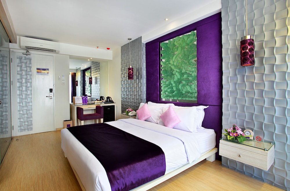 Deluxe Room (Room Only)