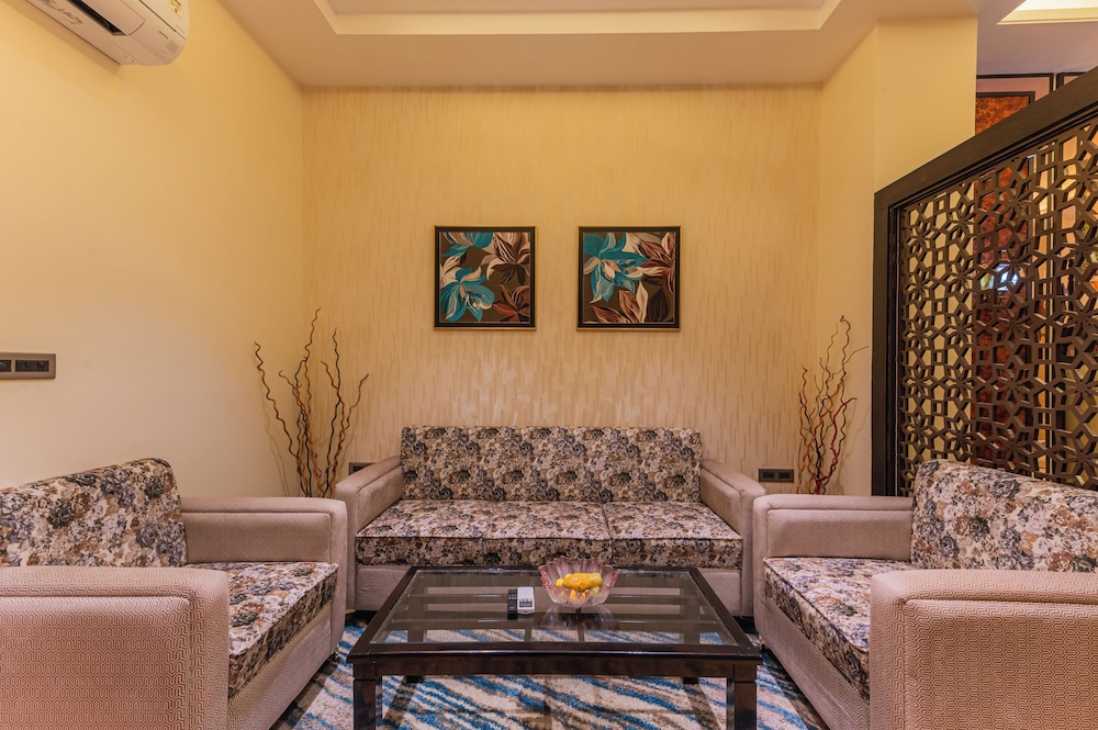 Premium Room - Photo 11